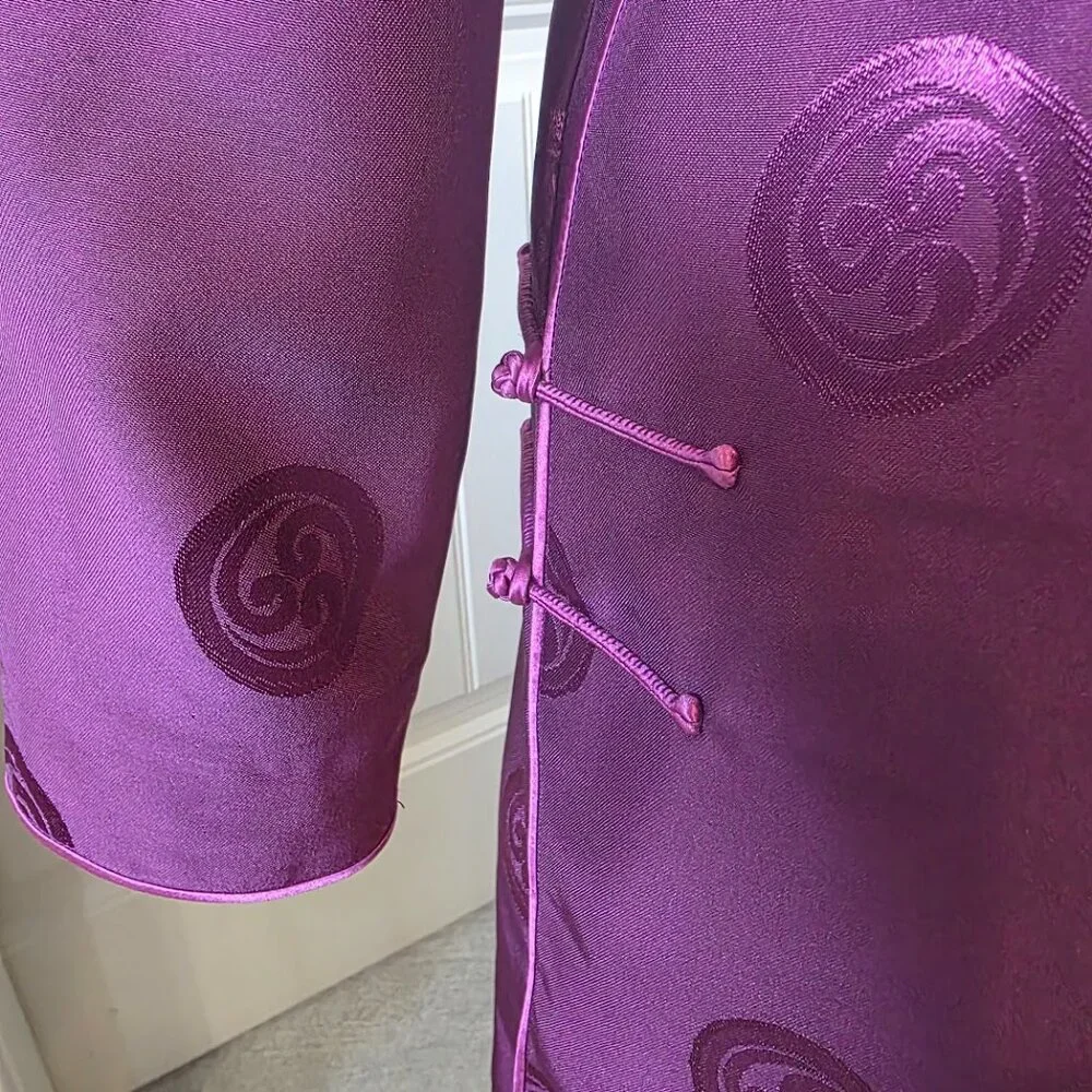 Traditional Mongolian Dress with Stand Collar - Picture 4 of 5